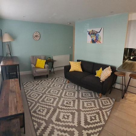 לונדון 2 Bed Home From Home Apartments מראה חיצוני תמונה