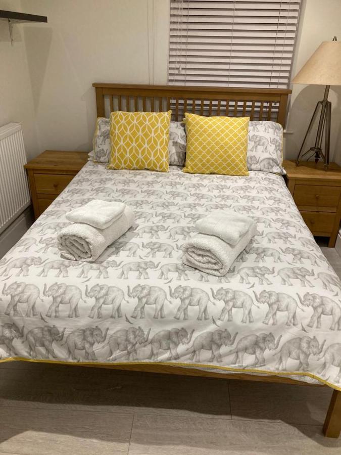 לונדון 2 Bed Home From Home Apartments מראה חיצוני תמונה