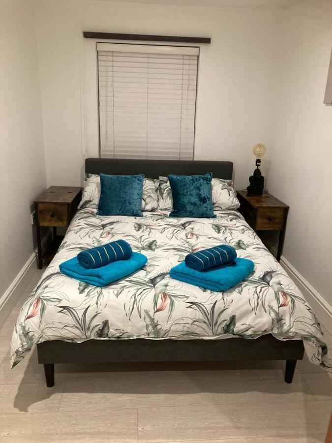 לונדון 2 Bed Home From Home Apartments מראה חיצוני תמונה