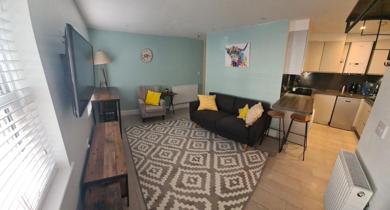 לונדון 2 Bed Home From Home Apartments מראה חיצוני תמונה